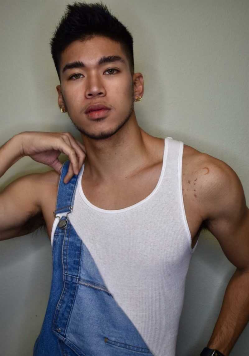 Head Shot Picture of Harper R